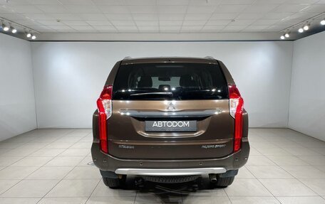 Mitsubishi Pajero Sport III рестайлинг, 2018 год, 2 699 000 рублей, 8 фотография