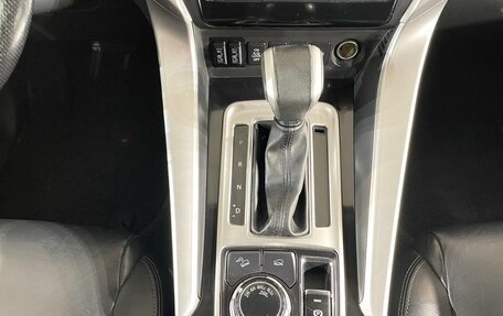 Mitsubishi Pajero Sport III рестайлинг, 2018 год, 2 699 000 рублей, 21 фотография