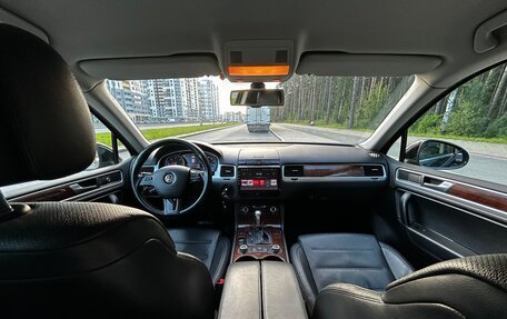 Volkswagen Touareg III, 2012 год, 2 350 000 рублей, 7 фотография