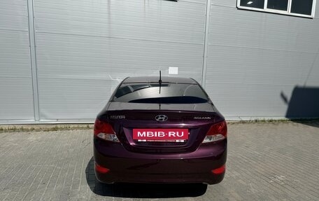 Hyundai Solaris II рестайлинг, 2011 год, 775 000 рублей, 5 фотография