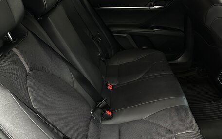 Toyota Camry, 2022 год, 3 500 000 рублей, 8 фотография