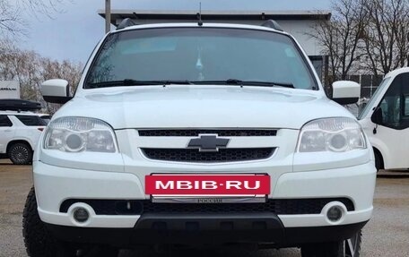 Chevrolet Niva I рестайлинг, 2015 год, 810 000 рублей, 2 фотография