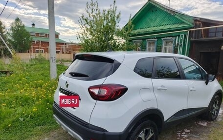Renault Kaptur I рестайлинг, 2022 год, 1 600 000 рублей, 7 фотография