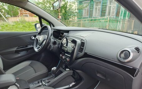 Renault Kaptur I рестайлинг, 2022 год, 1 600 000 рублей, 9 фотография
