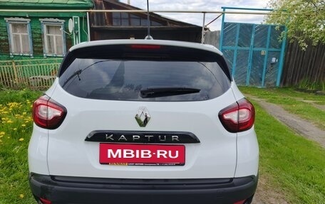 Renault Kaptur I рестайлинг, 2022 год, 1 600 000 рублей, 8 фотография