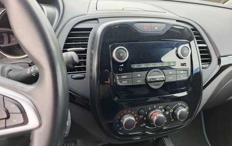 Renault Kaptur I рестайлинг, 2022 год, 1 600 000 рублей, 12 фотография