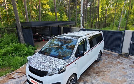 Peugeot Traveller I, 2021 год, 3 920 000 рублей, 3 фотография