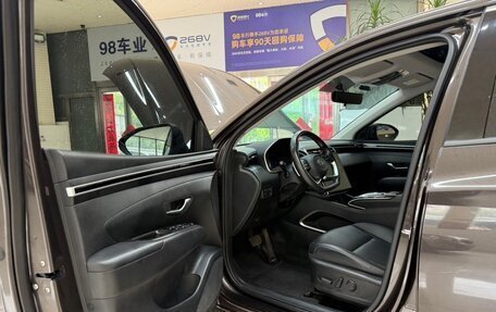 Hyundai Tucson, 2022 год, 2 120 000 рублей, 8 фотография