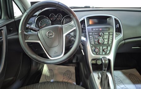 Opel Astra J, 2013 год, 915 000 рублей, 9 фотография