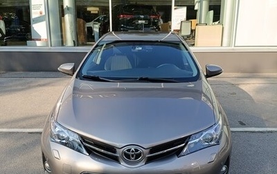 Toyota Auris II, 2014 год, 1 200 000 рублей, 1 фотография