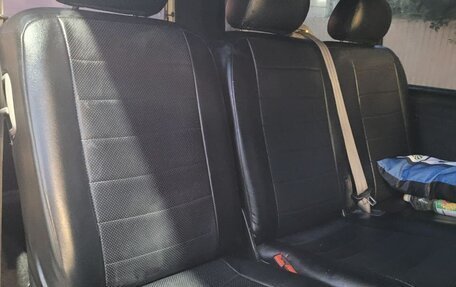 Volkswagen Transporter T5 рестайлинг, 2004 год, 800 000 рублей, 10 фотография