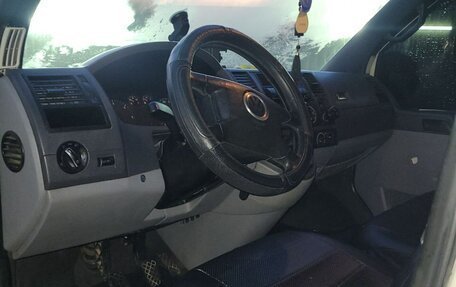 Volkswagen Transporter T5 рестайлинг, 2004 год, 800 000 рублей, 13 фотография