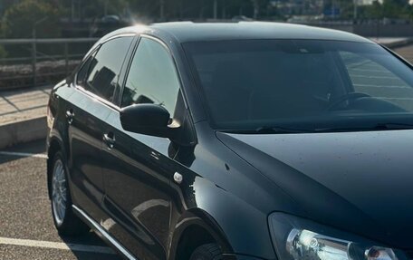 Volkswagen Polo VI (EU Market), 2011 год, 770 000 рублей, 2 фотография