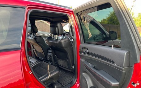 Jeep Grand Cherokee, 2018 год, 3 799 999 рублей, 13 фотография