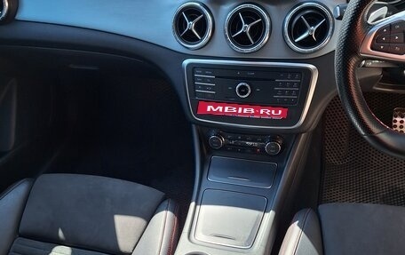 Mercedes-Benz CLA, 2018 год, 1 970 000 рублей, 13 фотография