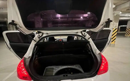 Peugeot 308 II, 2011 год, 650 000 рублей, 5 фотография