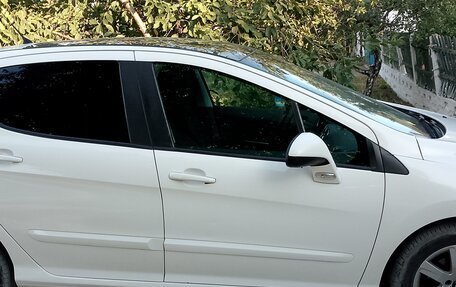 Peugeot 308 II, 2011 год, 650 000 рублей, 27 фотография