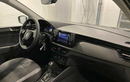 Skoda Rapid II, 2021 год, 1 755 000 рублей, 24 фотография