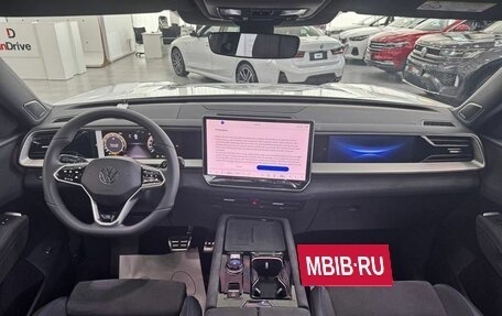 Volkswagen Teramont, 2025 год, 6 400 000 рублей, 7 фотография