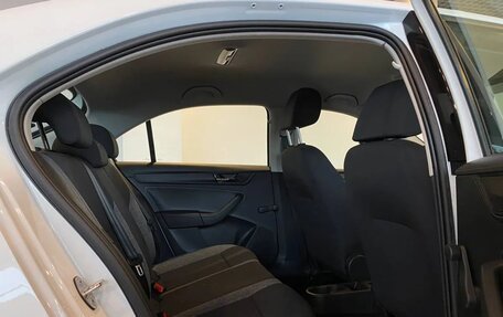 Skoda Rapid II, 2021 год, 1 755 000 рублей, 33 фотография