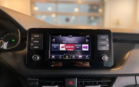 Skoda Rapid II, 2021 год, 1 755 000 рублей, 27 фотография