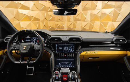 Lamborghini Urus I, 2024 год, 37 500 000 рублей, 6 фотография