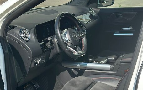 Mercedes-Benz GLA, 2020 год, 3 800 000 рублей, 11 фотография