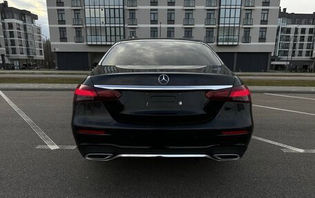 Mercedes-Benz E-Класс, 2021 год, 5 990 000 рублей, 6 фотография
