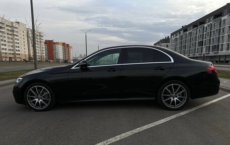 Mercedes-Benz E-Класс, 2021 год, 5 990 000 рублей, 3 фотография