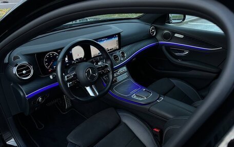 Mercedes-Benz E-Класс, 2021 год, 5 990 000 рублей, 9 фотография