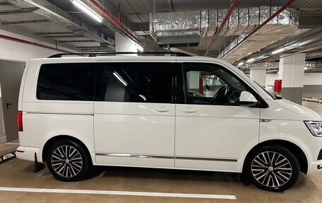 Volkswagen Multivan T6 рестайлинг, 2018 год, 4 500 000 рублей, 6 фотография