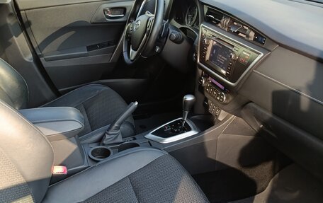 Toyota Auris II, 2014 год, 1 200 000 рублей, 9 фотография