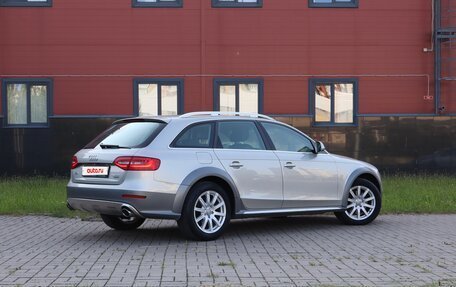 Audi A4, 2015 год, 2 000 000 рублей, 15 фотография