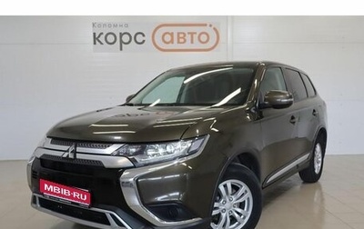 Mitsubishi Outlander III рестайлинг 3, 2019 год, 1 975 000 рублей, 1 фотография