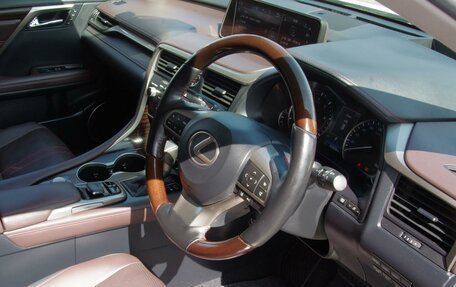 Lexus RX IV рестайлинг, 2017 год, 3 880 000 рублей, 14 фотография