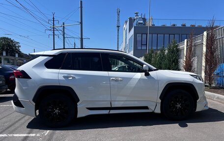 Toyota RAV4, 2020 год, 3 555 000 рублей, 6 фотография