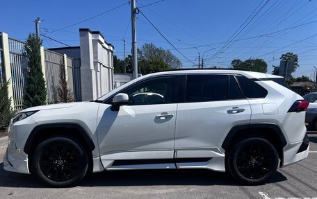 Toyota RAV4, 2020 год, 3 555 000 рублей, 5 фотография