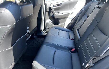 Toyota RAV4, 2020 год, 3 555 000 рублей, 17 фотография