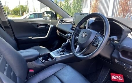 Toyota RAV4, 2020 год, 3 555 000 рублей, 16 фотография
