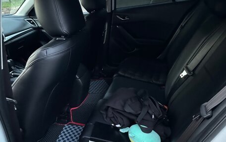 Mazda 3, 2018 год, 1 990 000 рублей, 7 фотография