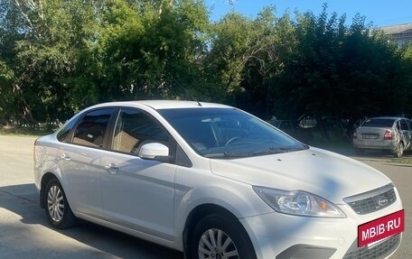 Ford Focus II рестайлинг, 2011 год, 750 000 рублей, 2 фотография