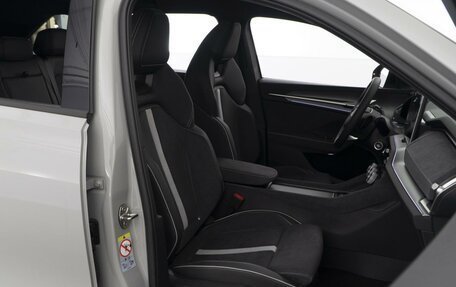 Skoda Kodiaq, 2025 год, 5 349 000 рублей, 9 фотография