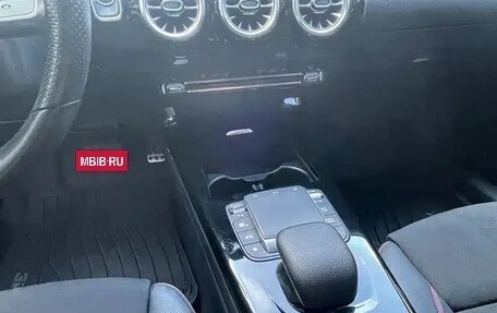 Mercedes-Benz CLA, 2021 год, 2 449 035 рублей, 21 фотография