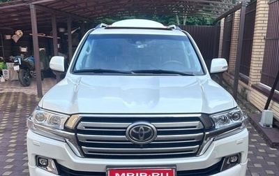 Toyota Land Cruiser 200, 2017 год, 7 300 000 рублей, 1 фотография