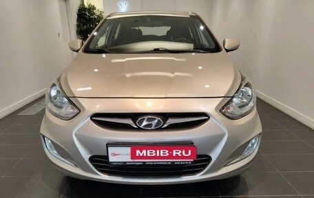 Hyundai Solaris II рестайлинг, 2011 год, 549 000 рублей, 2 фотография