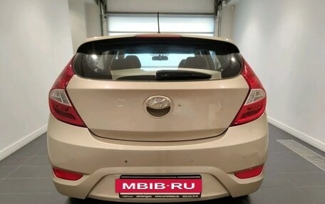 Hyundai Solaris II рестайлинг, 2011 год, 549 000 рублей, 5 фотография