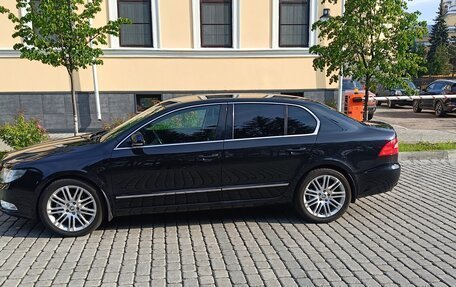 Skoda Superb III рестайлинг, 2012 год, 1 380 000 рублей, 13 фотография