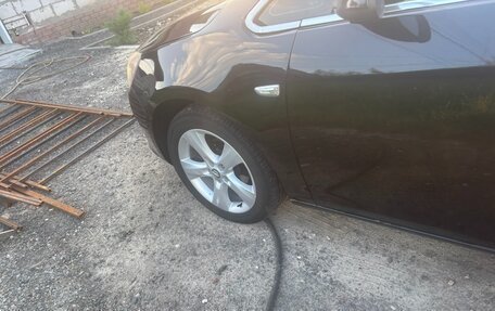 Opel Astra J, 2011 год, 750 000 рублей, 7 фотография