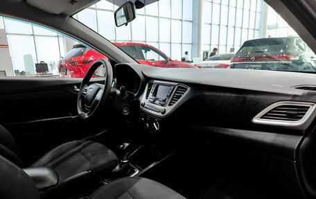 Hyundai Solaris II рестайлинг, 2019 год, 899 000 рублей, 13 фотография