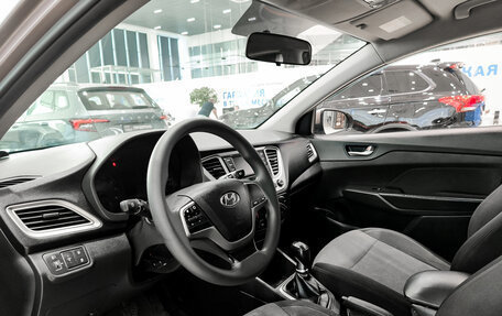 Hyundai Solaris II рестайлинг, 2019 год, 899 000 рублей, 20 фотография